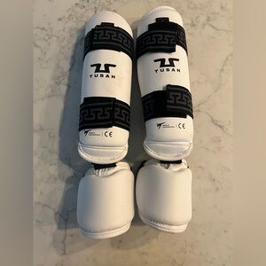 Tusah EZ-Fit Shin & Instep Guard taekwondo Small TKD Protection Pads EUC